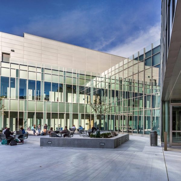 LCCC-Lorain-New-Laboratory-Sciences-Building-IMG_3114Ev2-1500x1000